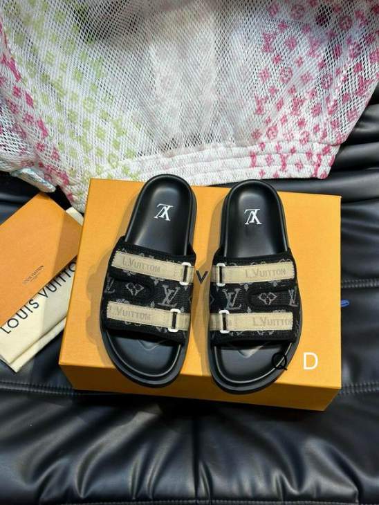 Picture of Louis Vuitton Slippers _SKULVsz38-45GDT0403299